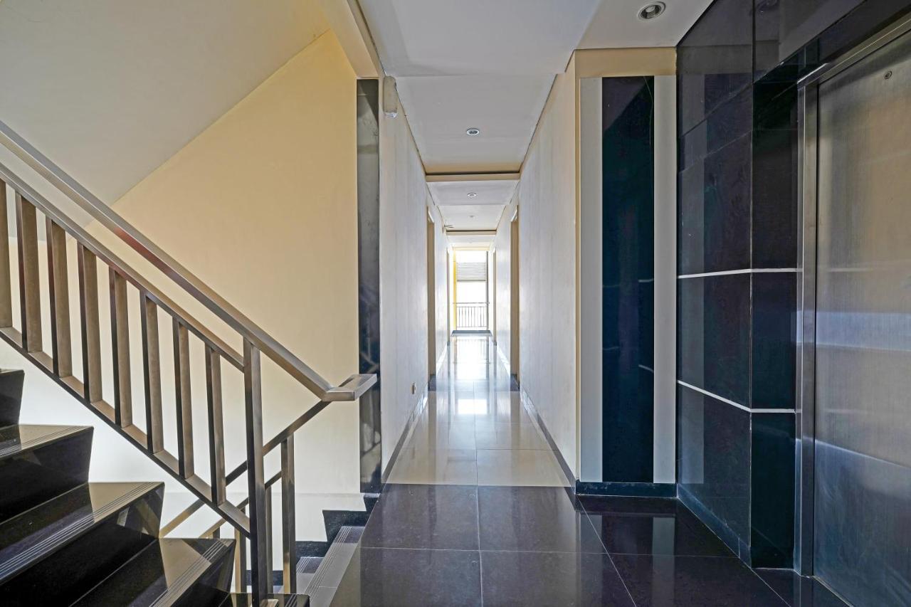 Hotel Multi 88 Syariah Jakarta Exterior foto