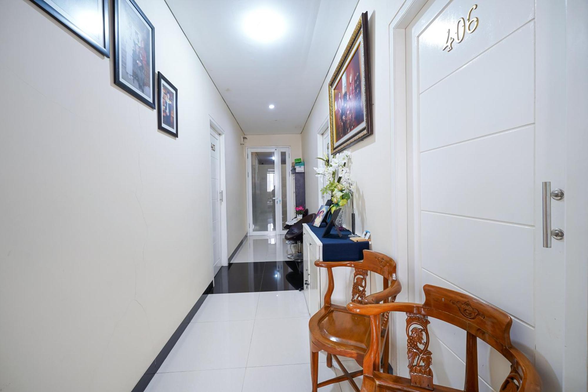 Hotel Multi 88 Syariah Jakarta Exterior foto